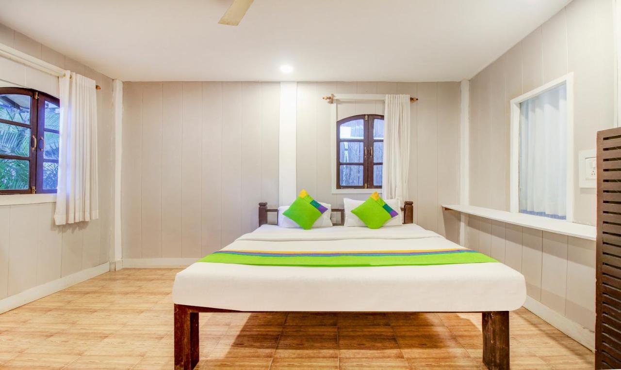 Treebo Trend Ashwem Beach Resort Goa Mandrem Ngoại thất bức ảnh